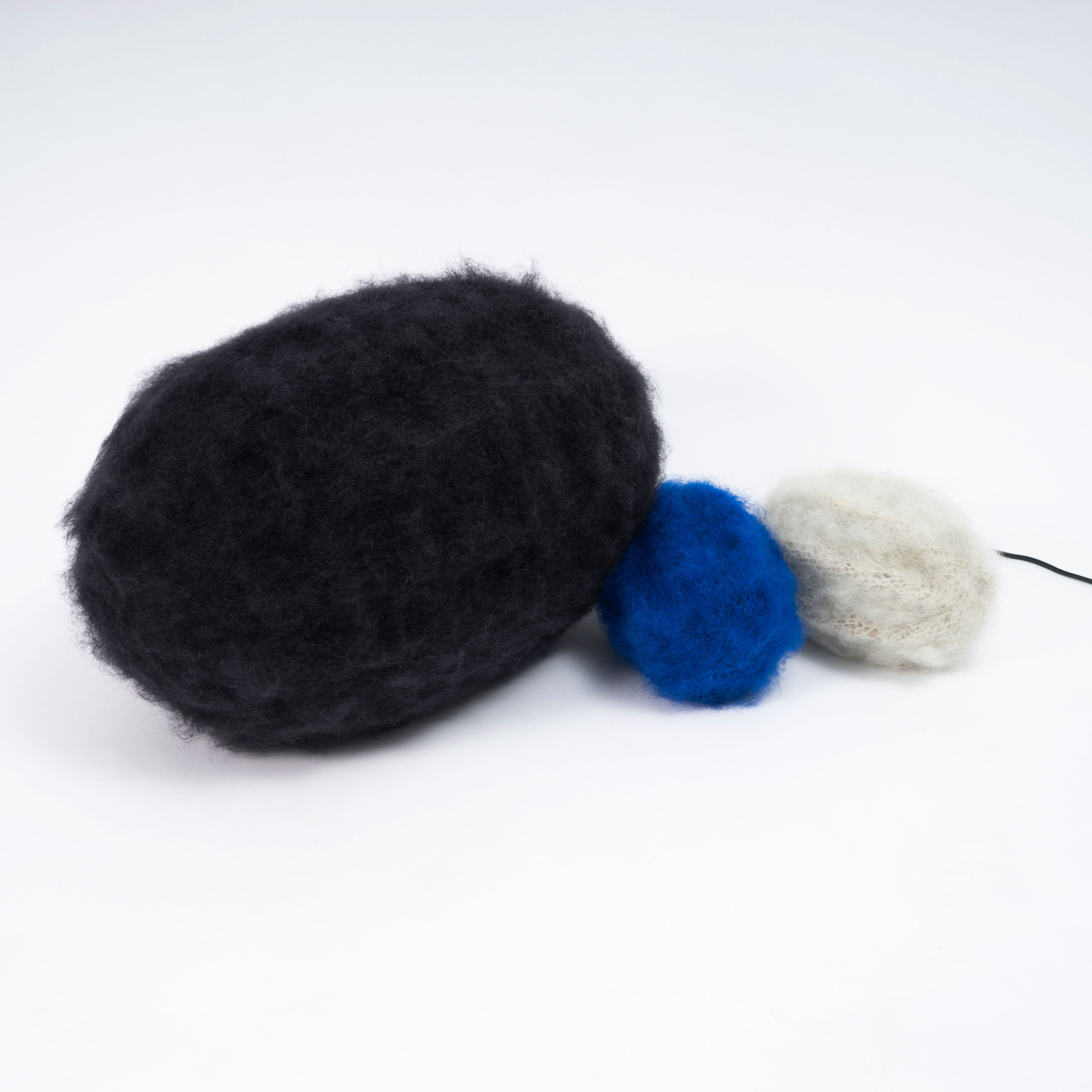 Knitted speaker_02_AmbjornViking_lr
