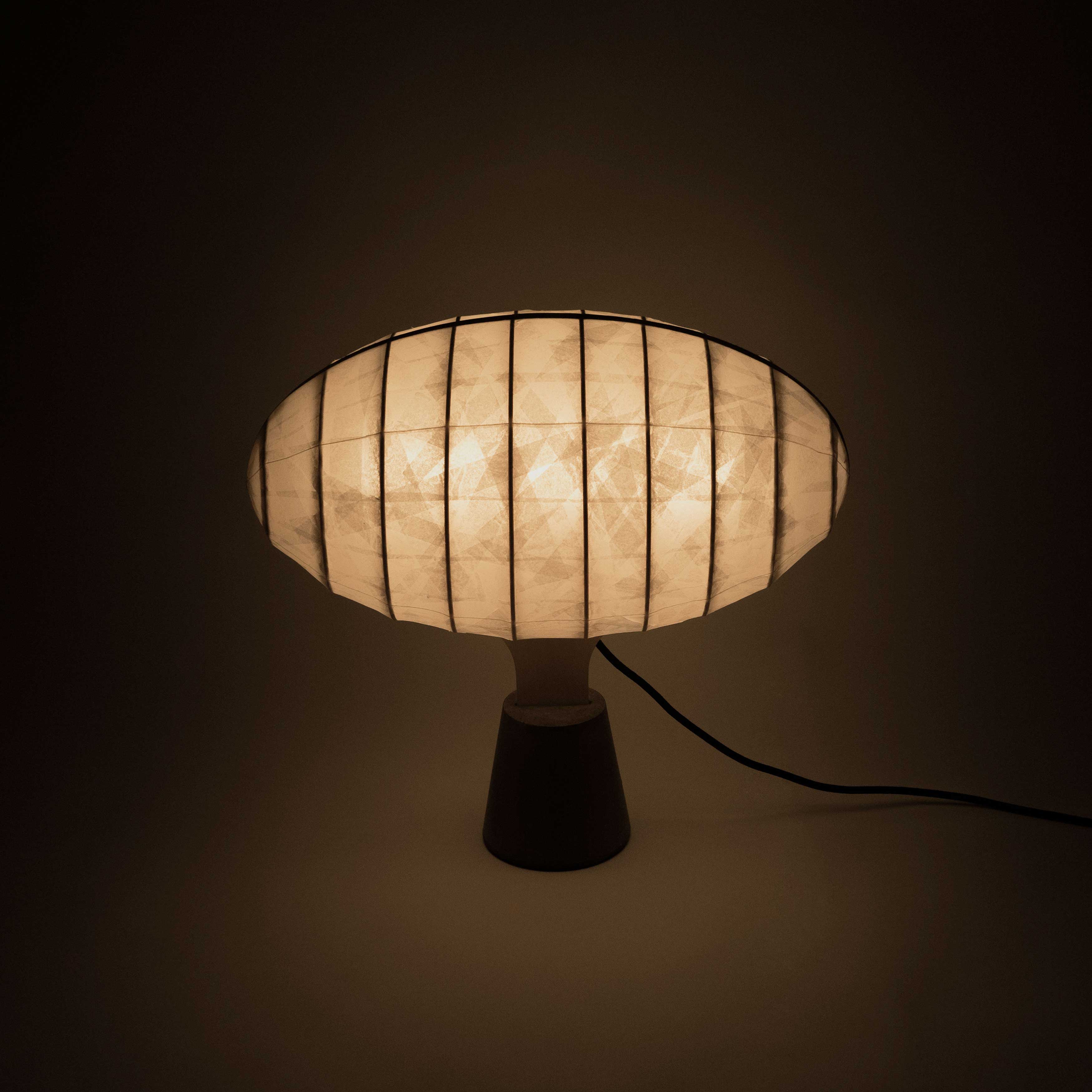 Zeppelin-lamp_02_AmbjornViking_crop